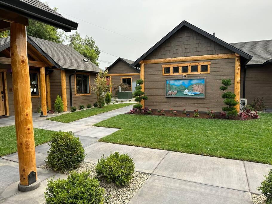 Bear Mountain - Suite 7 Grants Pass Exterior photo
